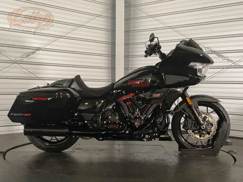 2024 Harley-Davidson FLTRXSTSE - CVO Road Glide ST